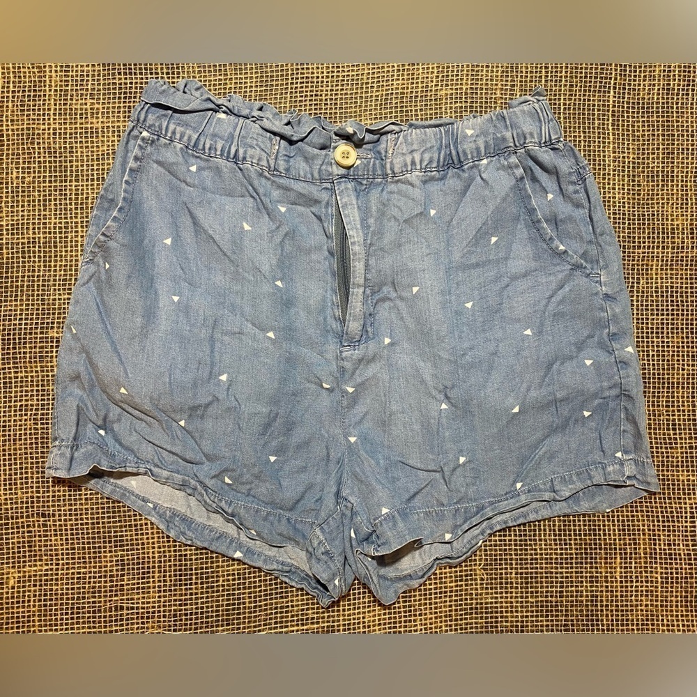 Thread & Supply Co Shorts Size Small Chambray 100% Tencel Pockets Elastic Waist